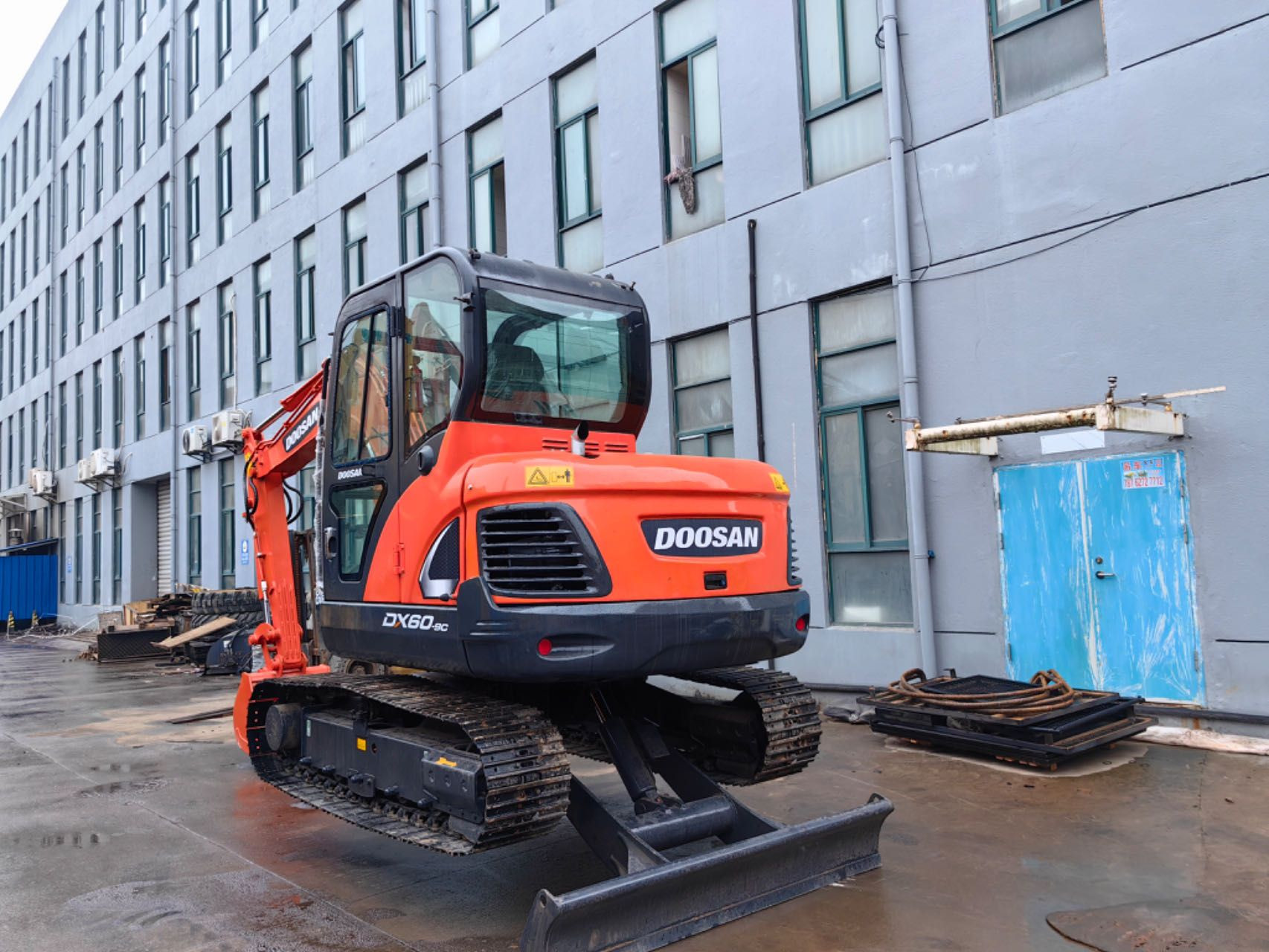 2018 year low working hours used Doosan dx60 mini excavator secondhand excavators