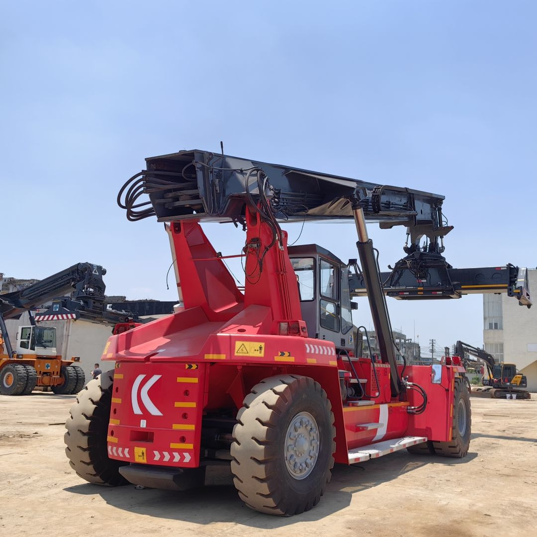 100% ready used 45t reach stacker heavy duty forklifts