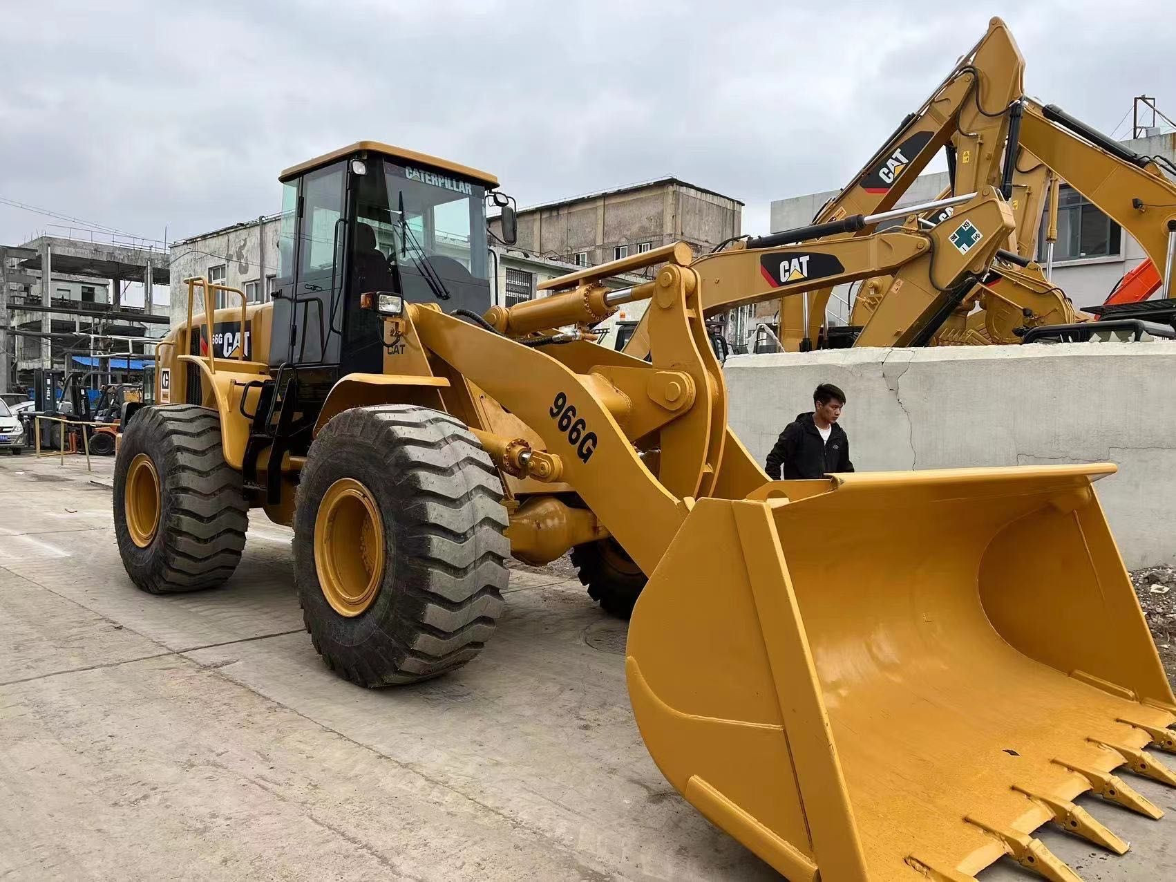 low working hours 2018 year good condition used caterpillar front wheel loaders