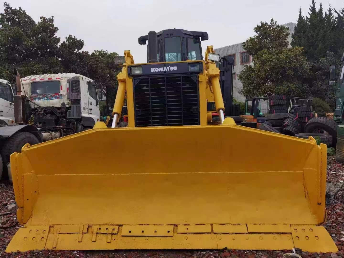 Used Komatsu bulldozer d85 dozer d155 bulldozers