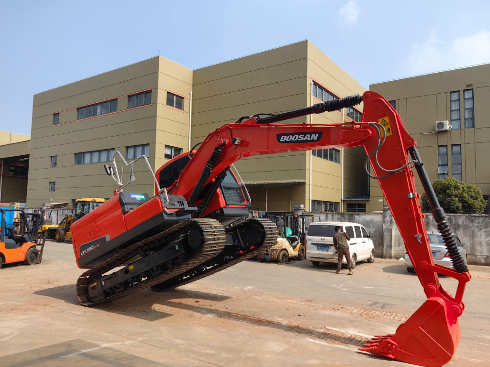 secondhand Doosan dx150-9c excavator used excavators