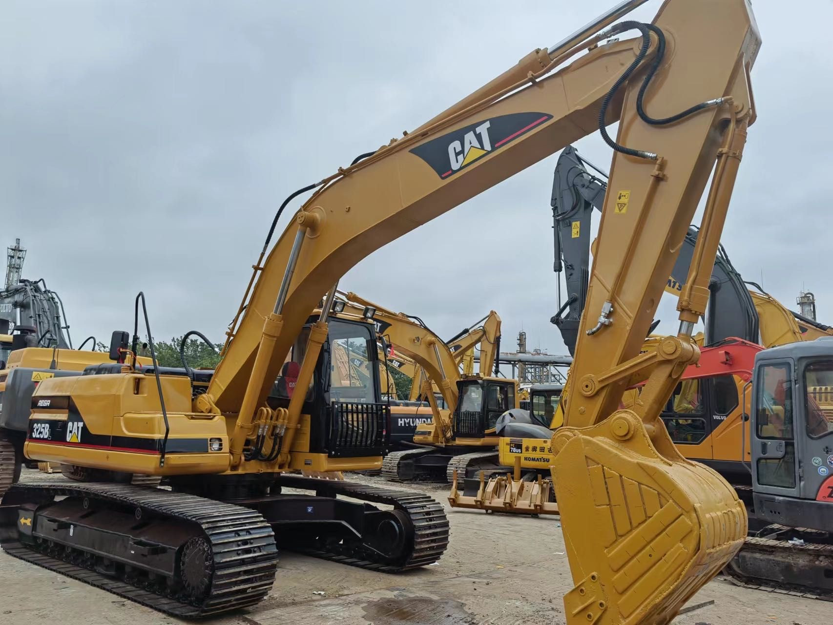 high quality Used machinery caterpillar excavator cat 325bl 325b excavator