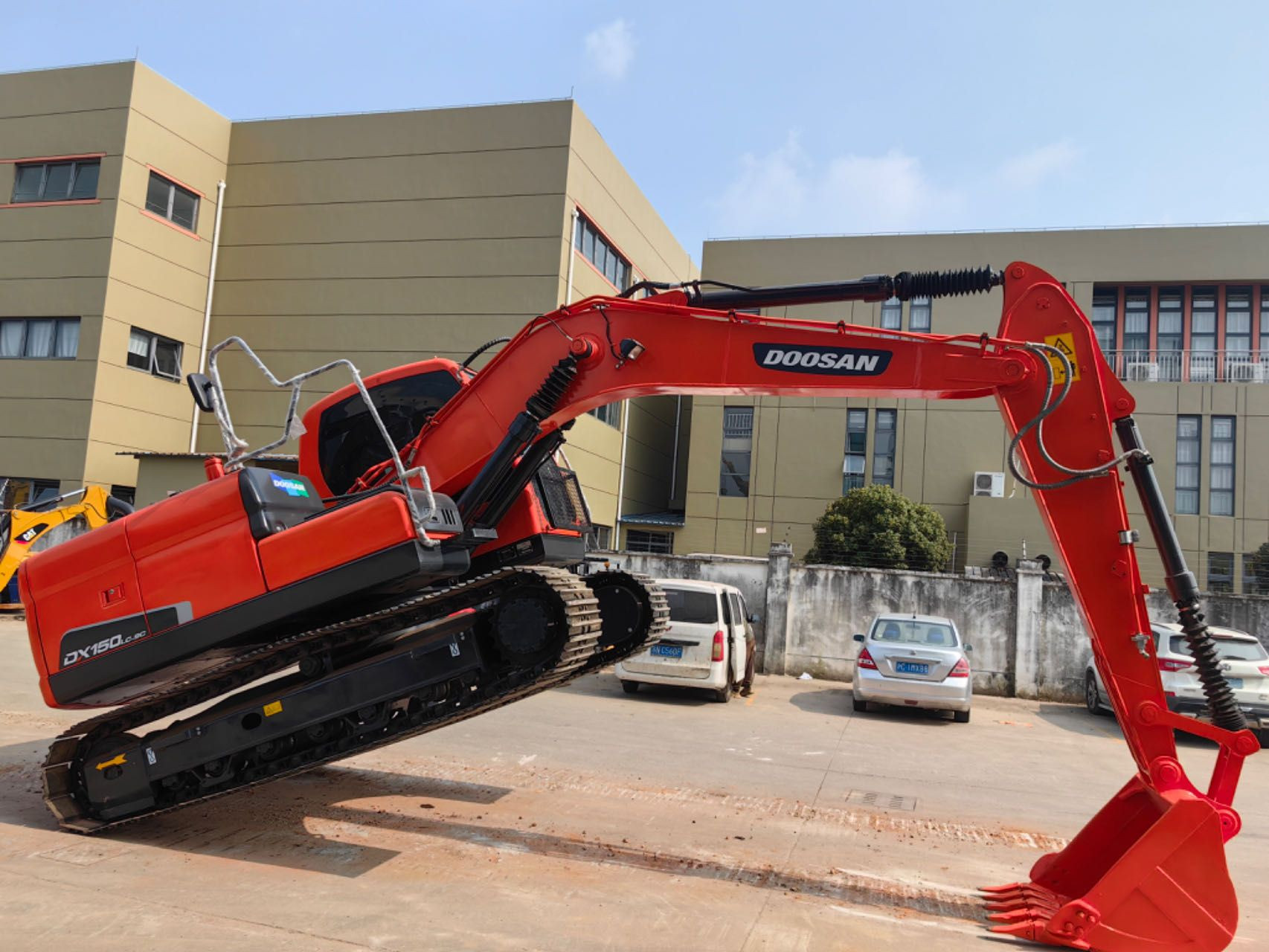 secondhand Doosan dx150-9c excavator used excavators