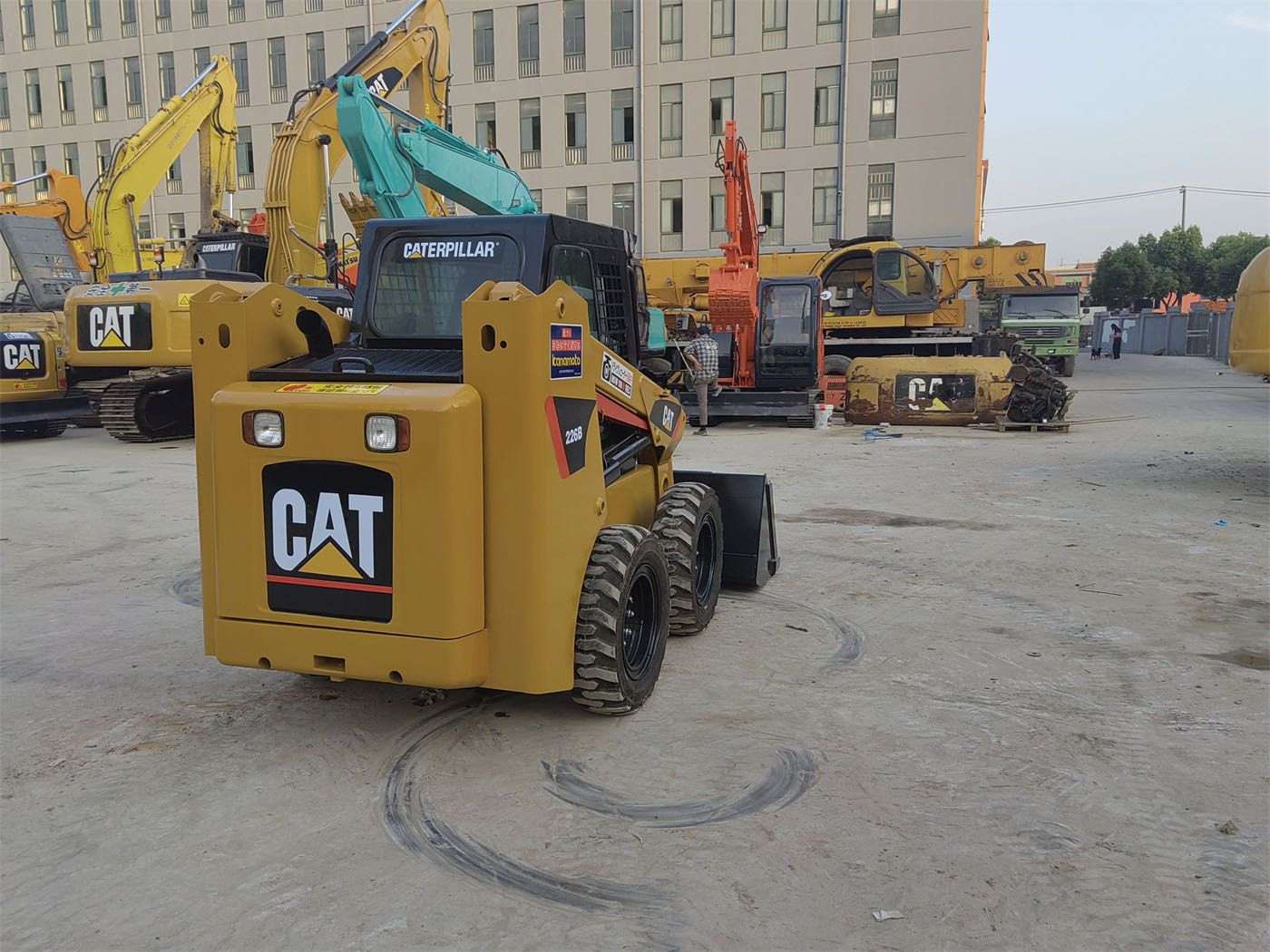 Used caterpillar 226b loader cat loaders cheap for sale in Shanghai