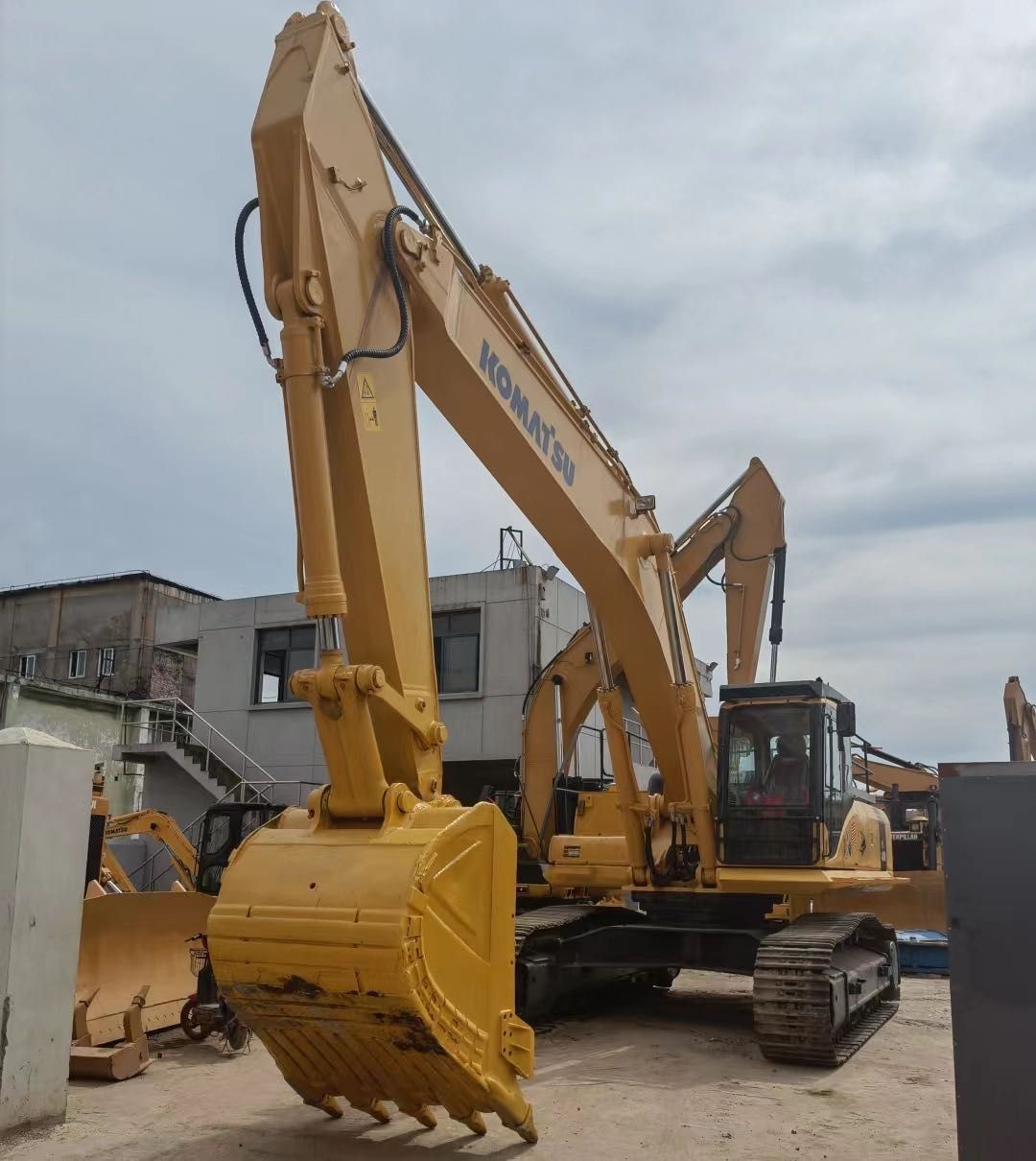 secondhand Komatsu pc400 excavator used excavators