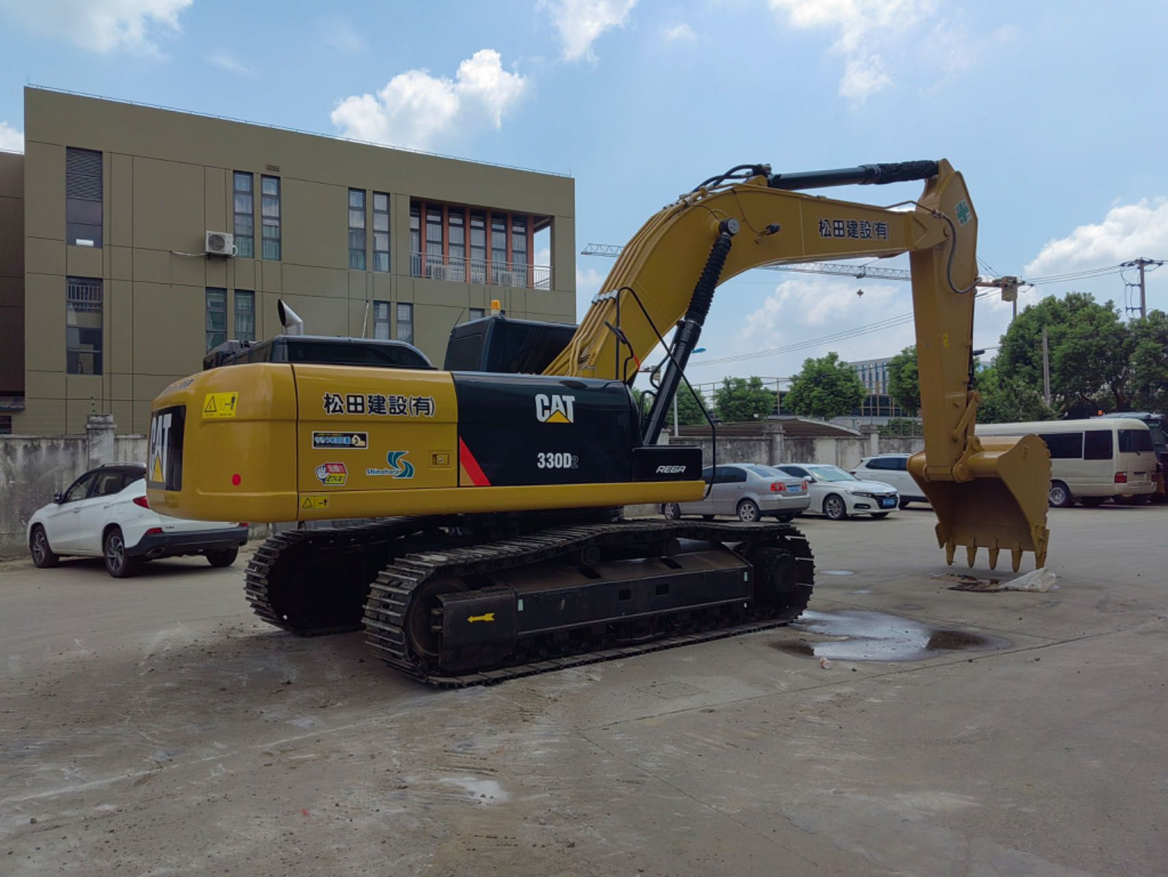 2021-year cat 330d excavator used excavator machine 30t caterpillar excavators cheap for sale in Shanghai