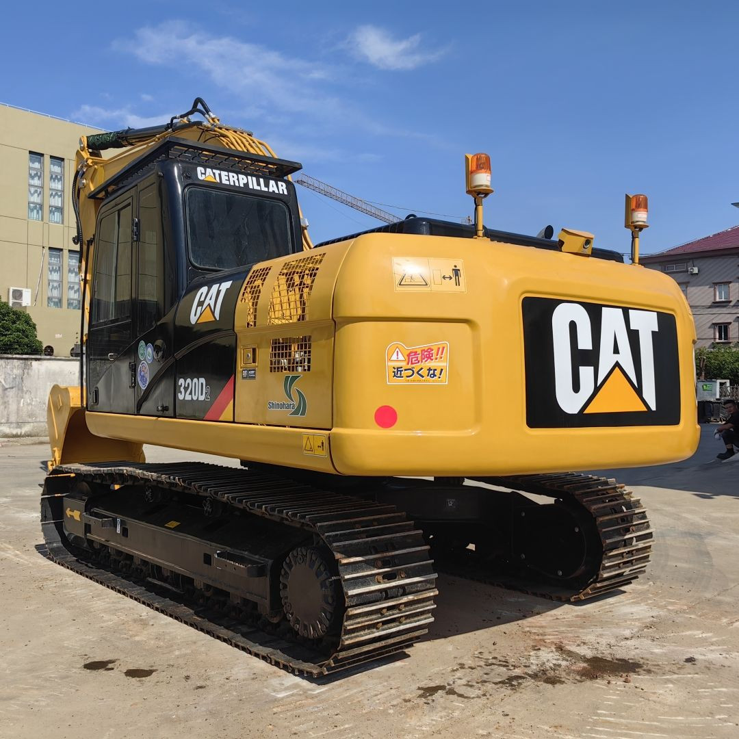 Less than 1500 hours high quality Used original Japan caterpillar excavator cat 320d excavators