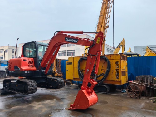 2018 year low working hours used Doosan dx60 mini excavator secondhand excavators